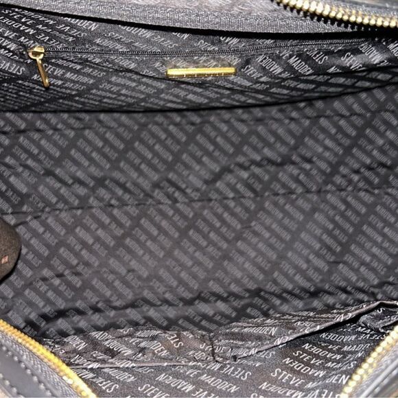 Steve Madden Unisex Brown/Black Duffle Weekender
Bag(NWT) - Picture 10 of 12